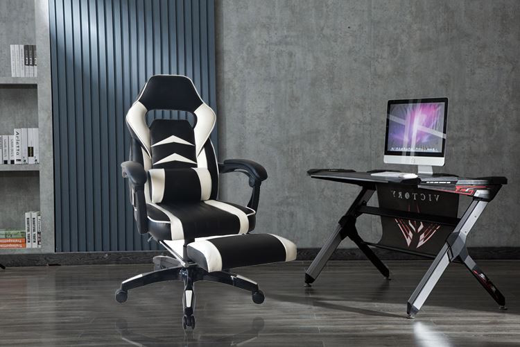 April Game Black And White Gaming Chair With Footrest  application display 2