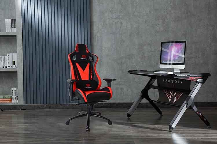 Y-2582 High Back Red Gaming Chair occasion display 2