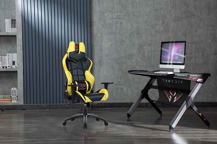 Y-2576 Large Size Gaming Chair occasion display 2